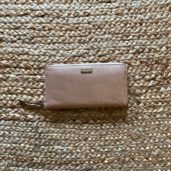 kate spade Handbags - Kate Spade Wallet